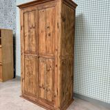 Large Parisian wardrobe with hanging space (renovated)