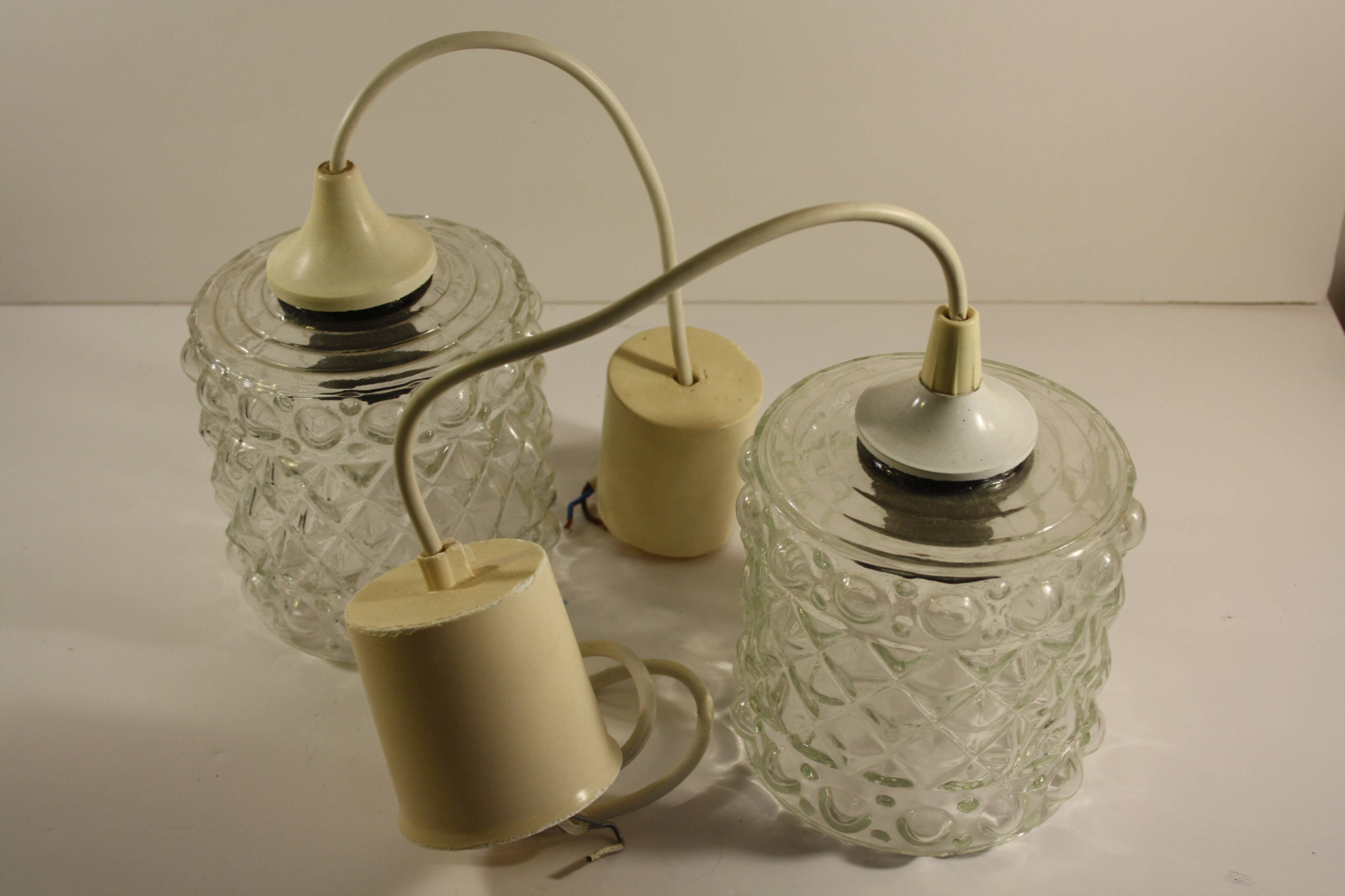 Pair of transparent portable lamps