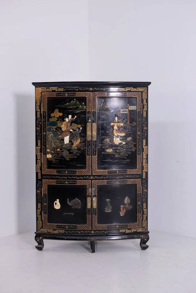 Armoire d’angle chinoise du début du XX
