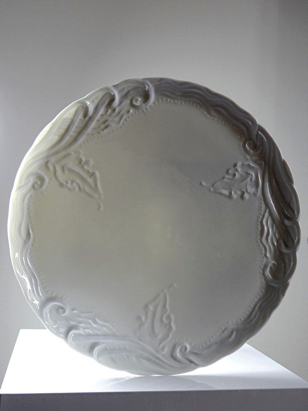 Vintage/antique large pie dish fine white Limoges porcelain.