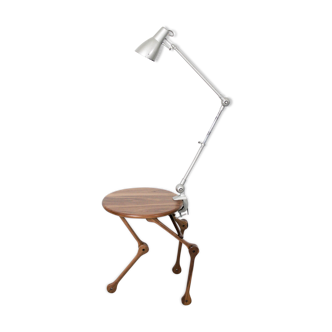 Lampe de table de style robotique industrielle