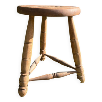 Wooden tripod stool with ball legs