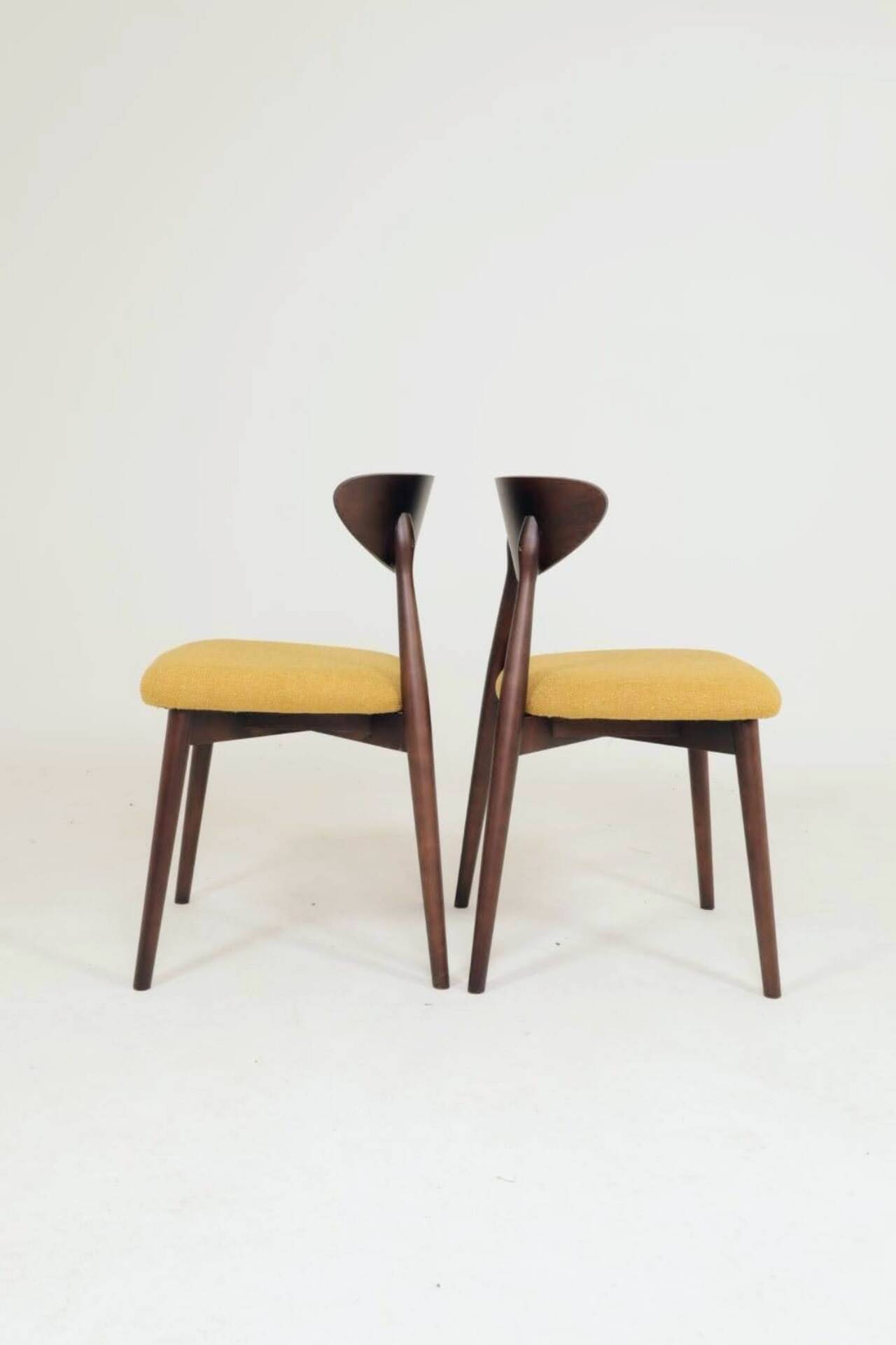 Modern Set of 4 Dining Chairs, Ochre Bouclè and Dark walnut beech wood