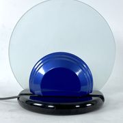 Mid-Century Gong table lamp in marble and glass by Bruno Gecchelin for Skipper. Italy 1981