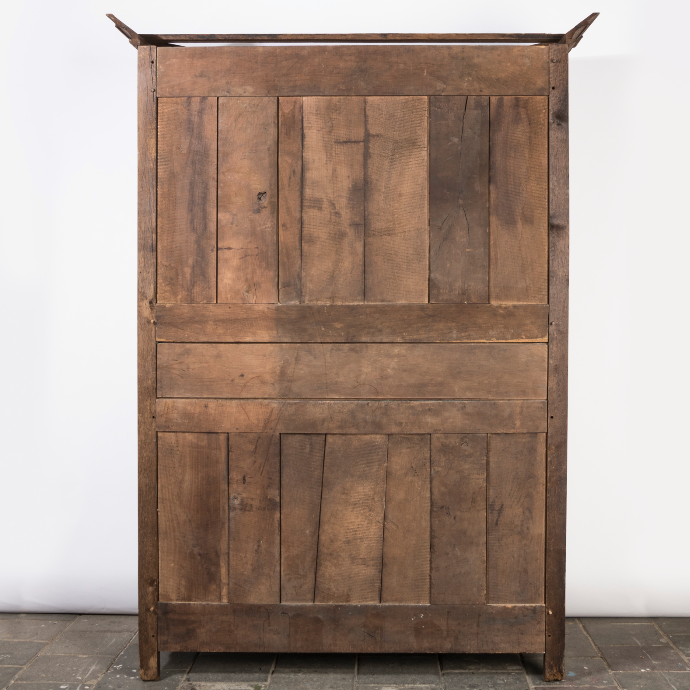 Antique wedding wardrobe