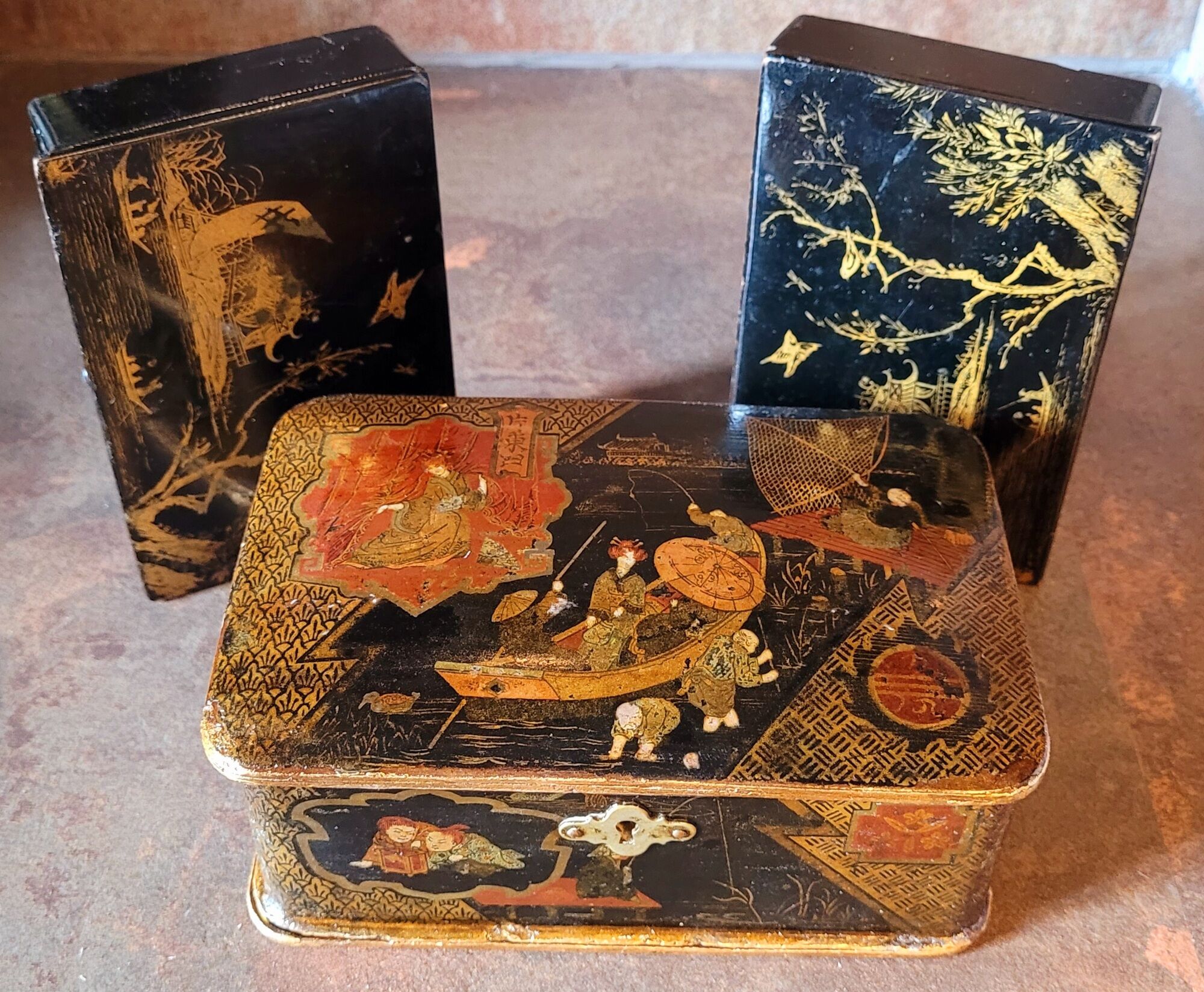 Old Vintage Boxes NINETEENTH in lacquer Asia China