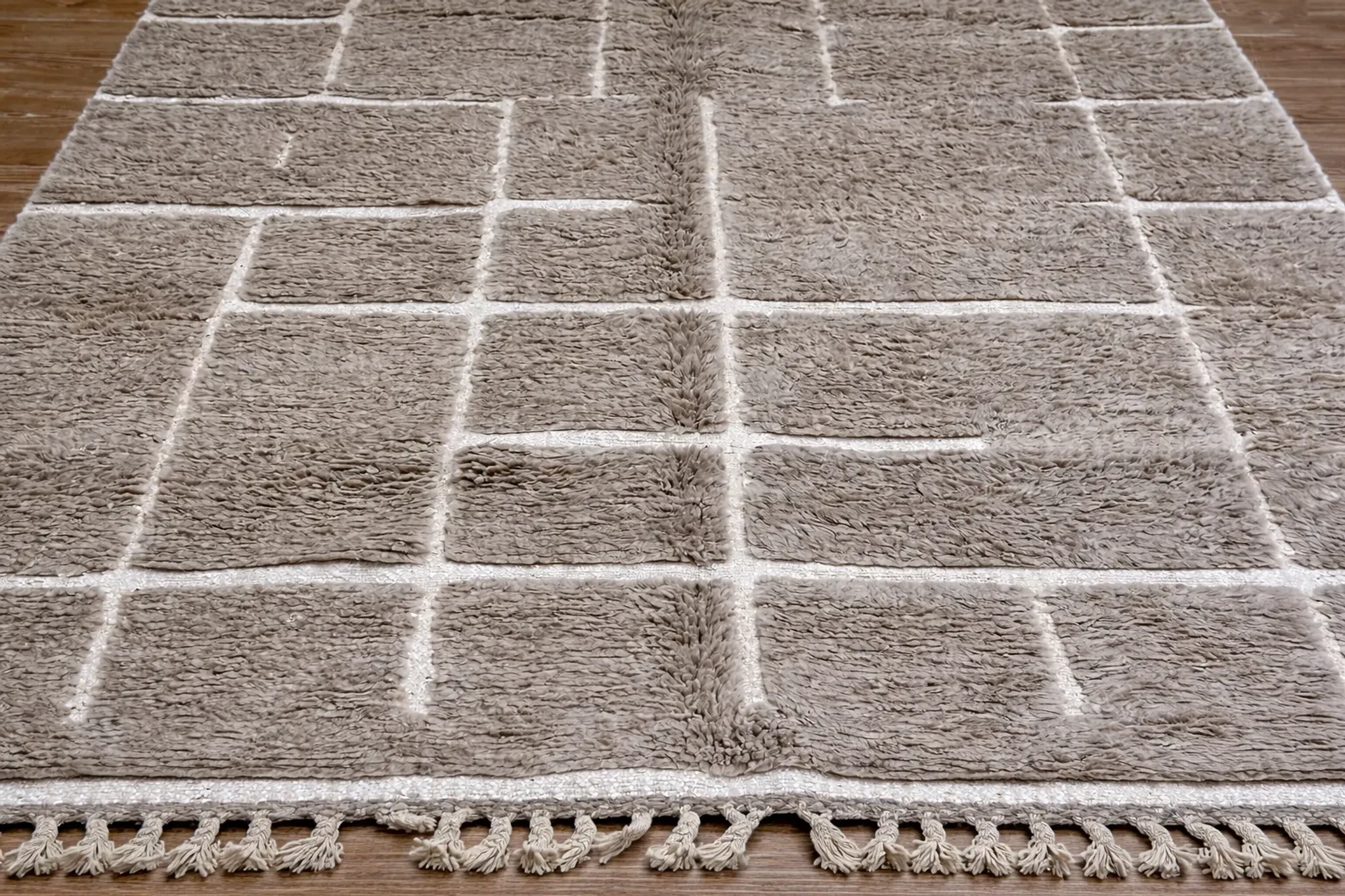 Thick Berber rug in wool – Soft Ivory Grid