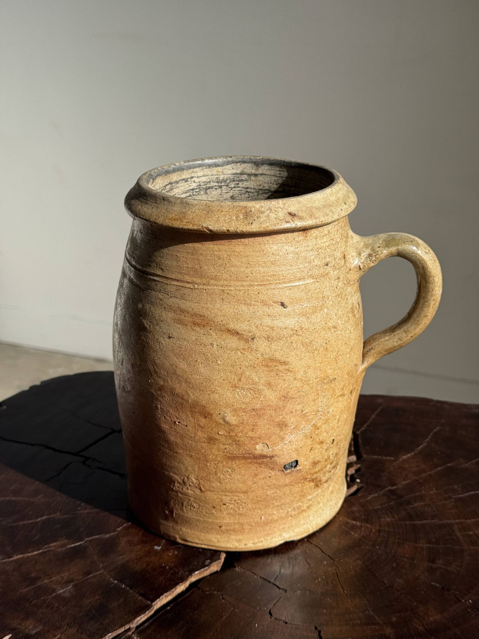 Pot ovale en grès mat beige, 1 anse