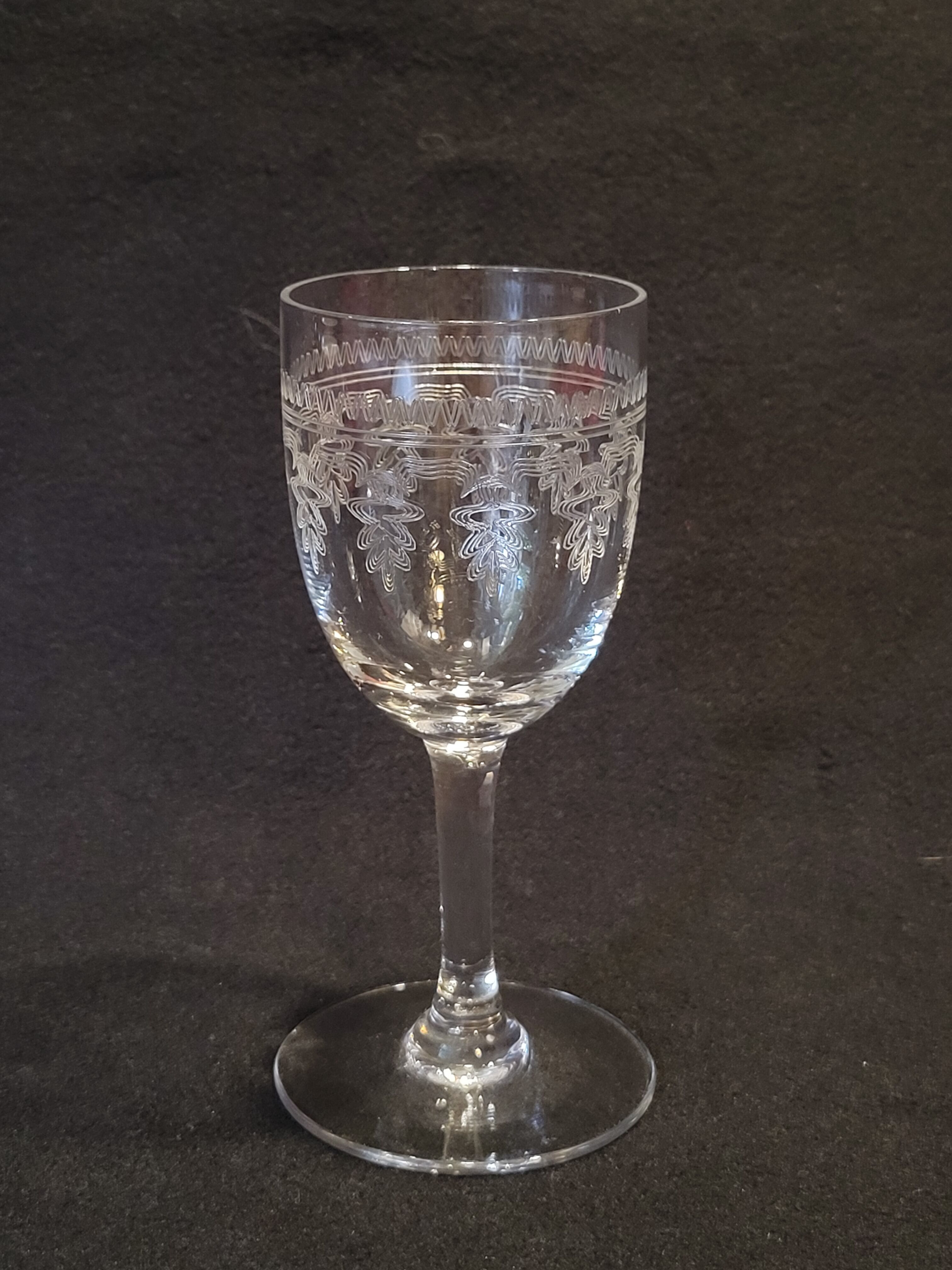 6 old glasses with engraved baccarat crystal wine stems