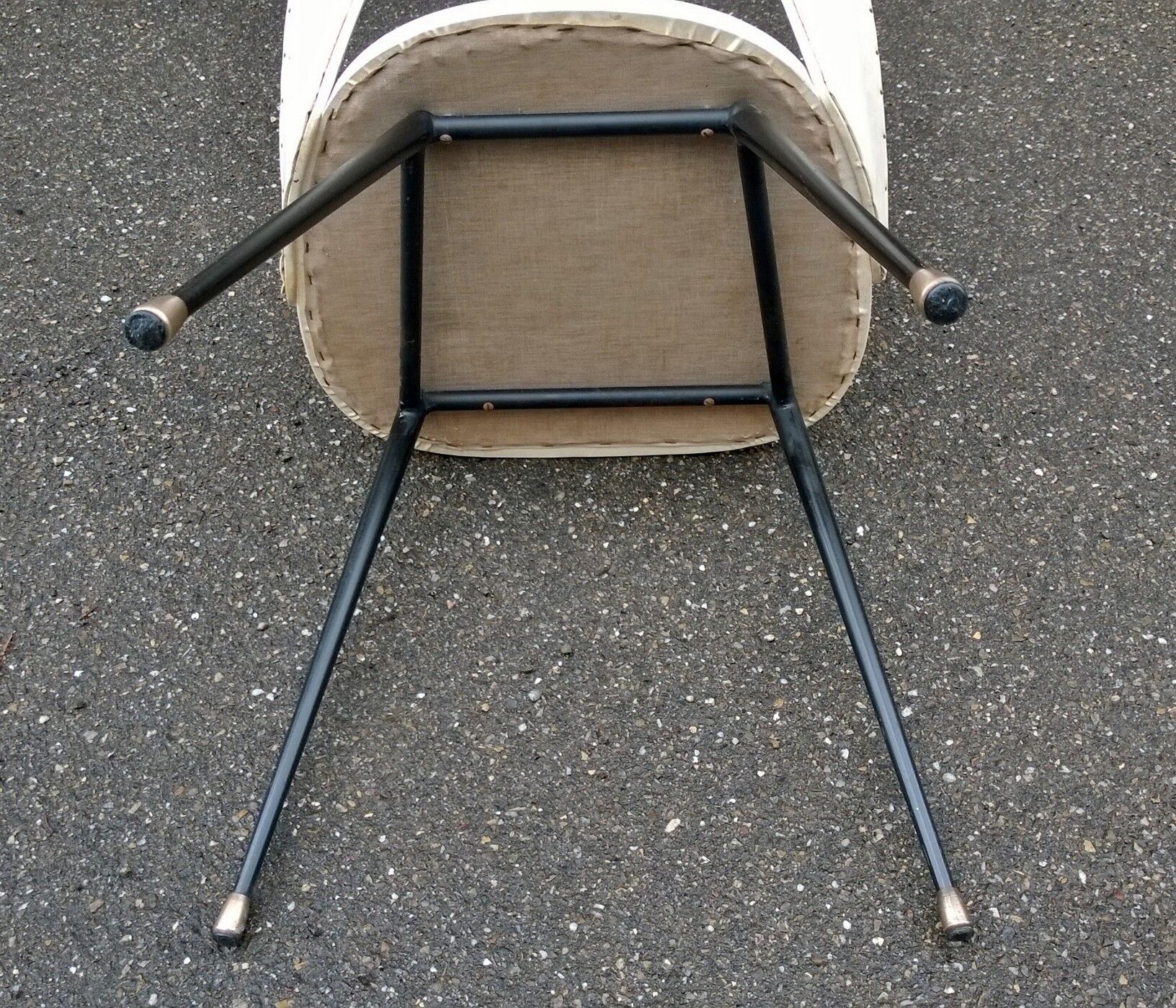 Barrel chair