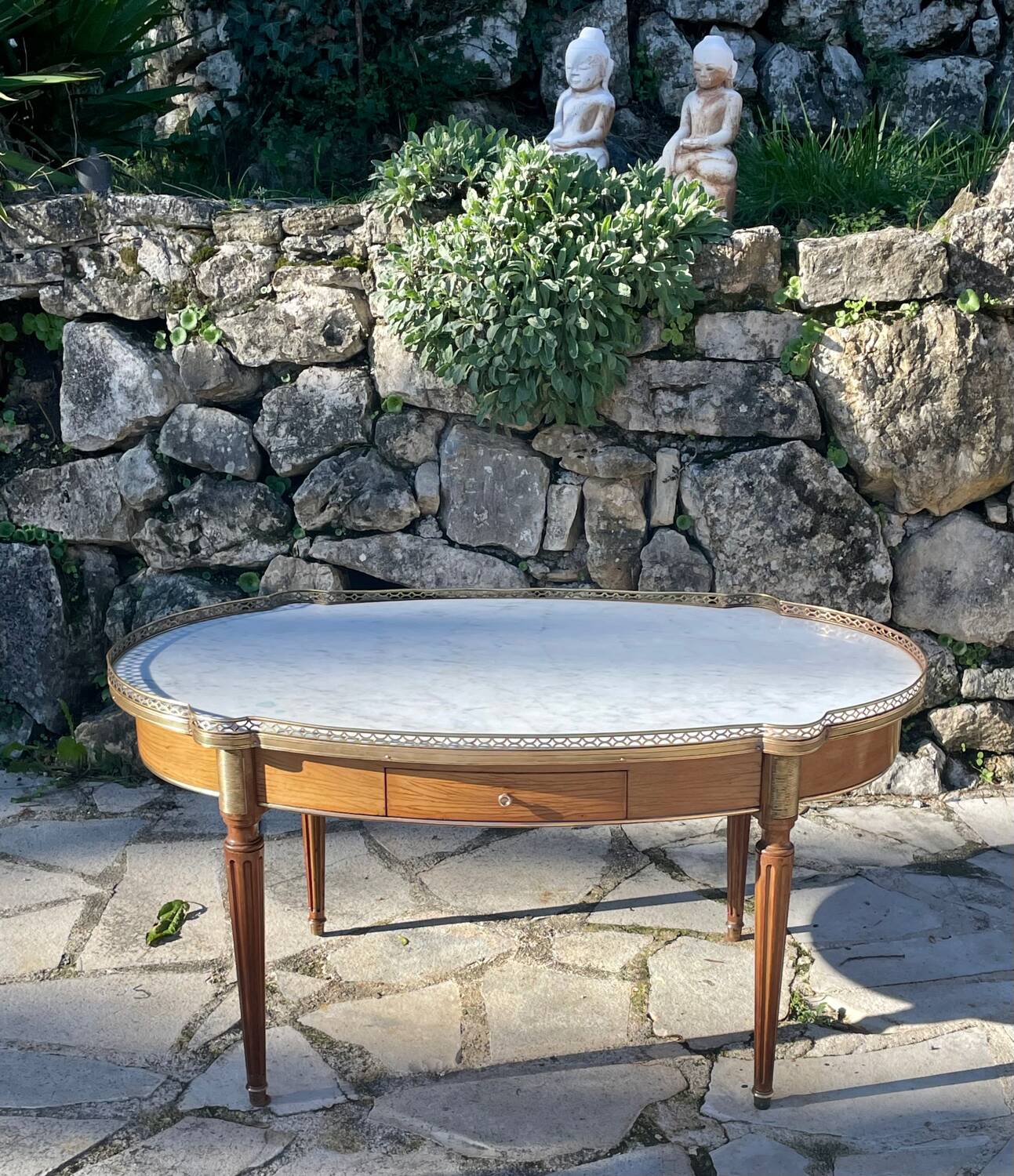 Bouillotte coffee table in blond mahogany, Louis XVI style, 20th century period