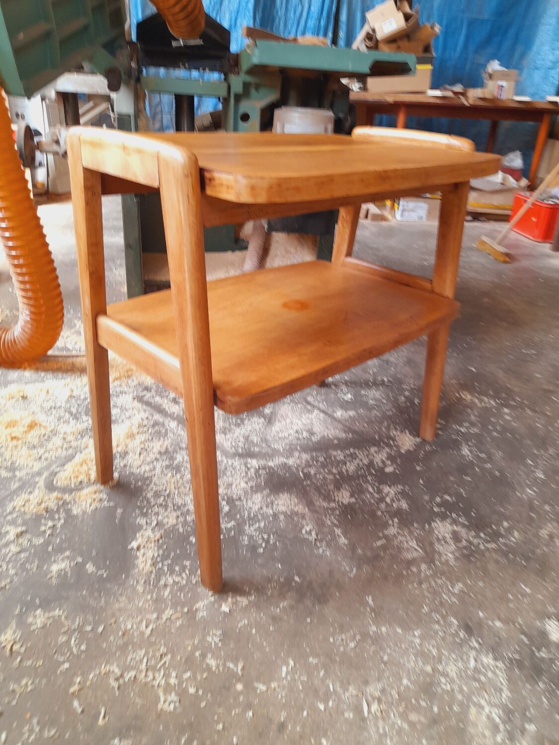 Console oak feet compass