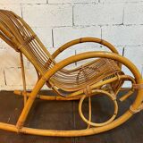 Vintage rocking chair in rattan by Rohé (Holland) from the 1960s.