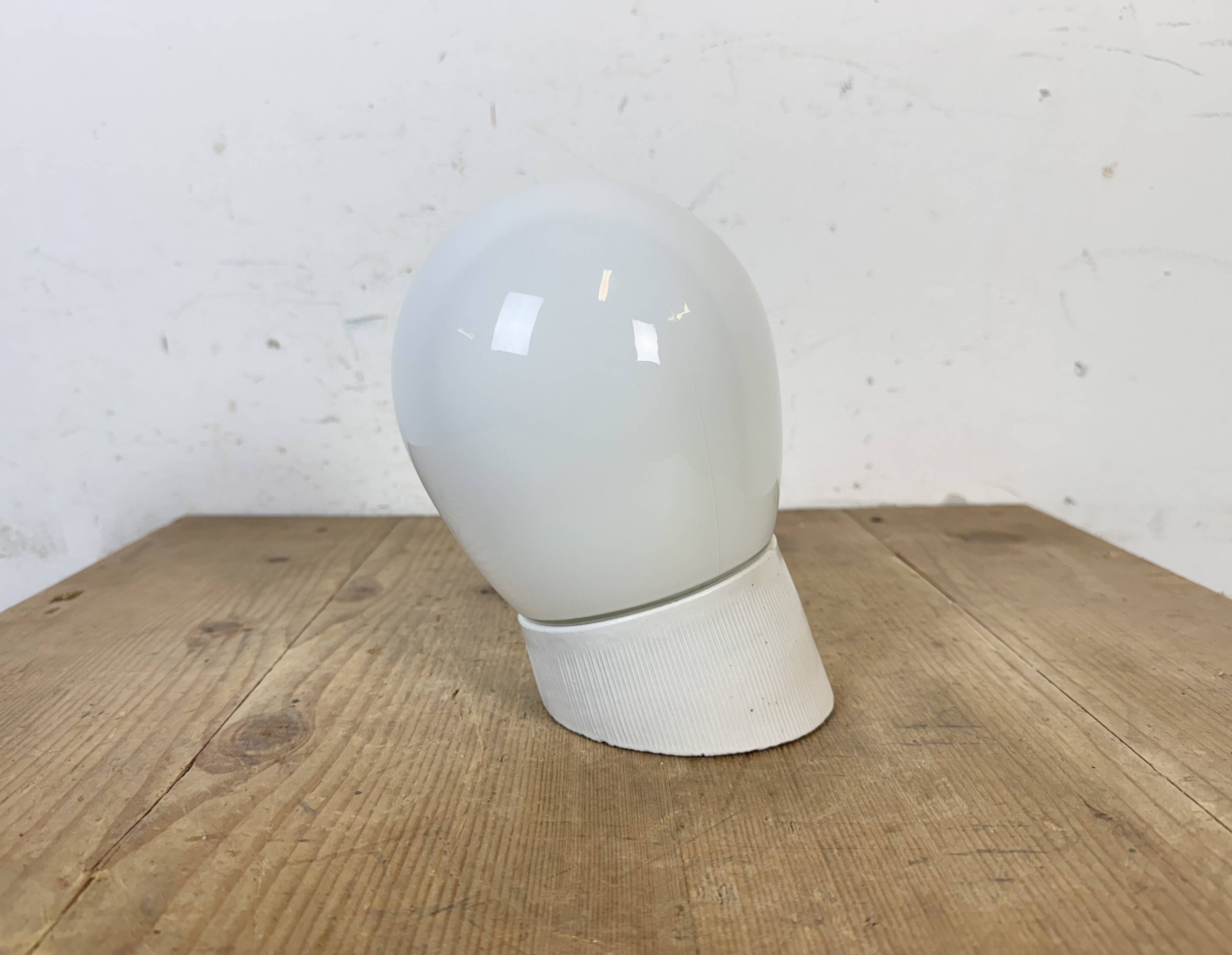 Vintage White Porcelain Wall Light, 1970s