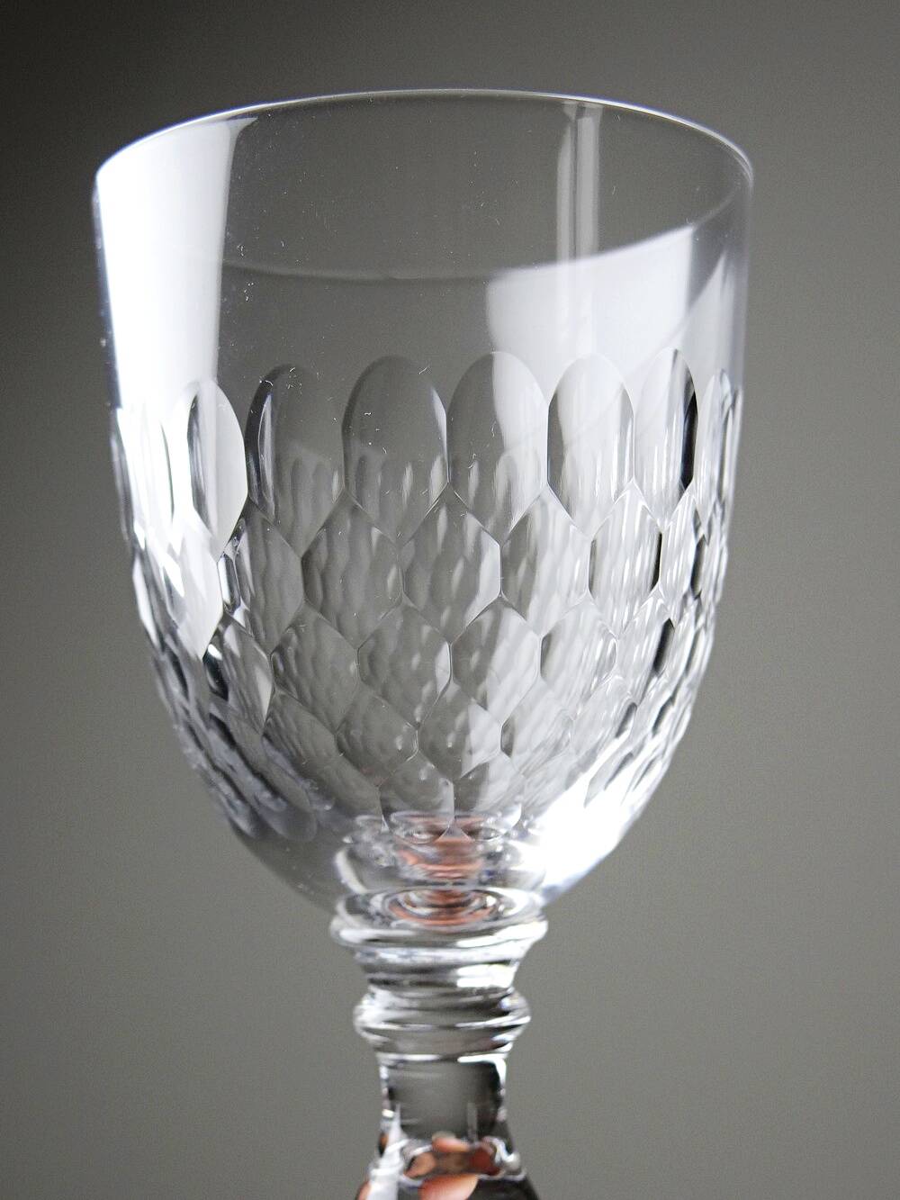 Set of 7 cut crystal port glasses by Baccarat, Richelieu variant.