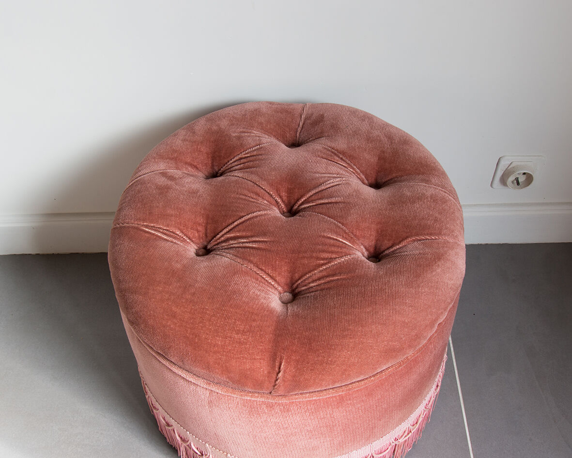 Velvet pouf