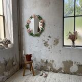 Oval ceramic mirror with flowers