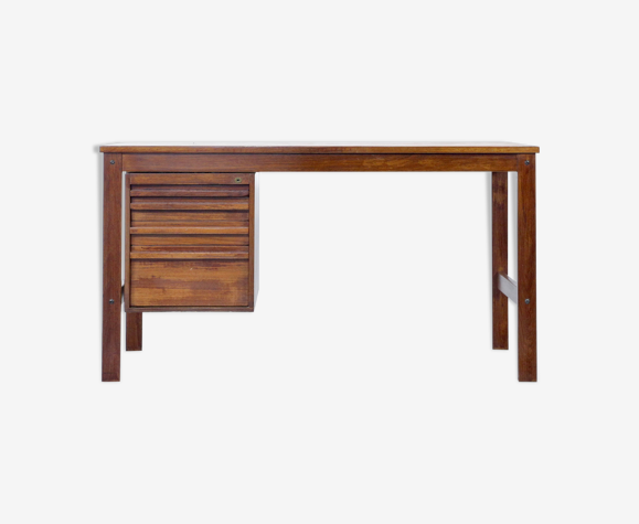 Bureau italien du milieu du siècle