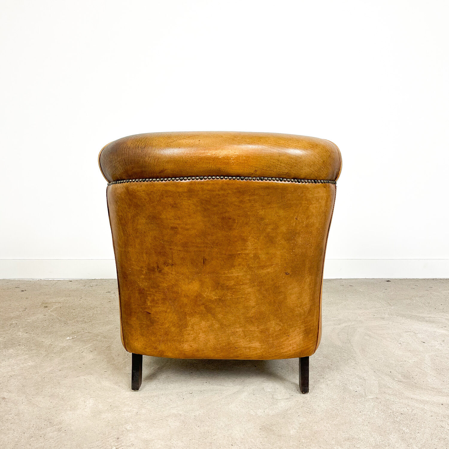 Sheep leather tub club chair
