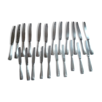 Ens. 12table knives 10 dessert knives in food. silver vintage style