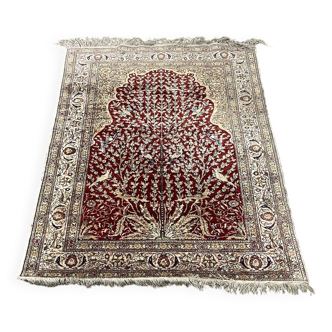 Tapis d'orient en laine fait main