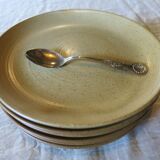 6 French stoneware dessert plates in very good condition
