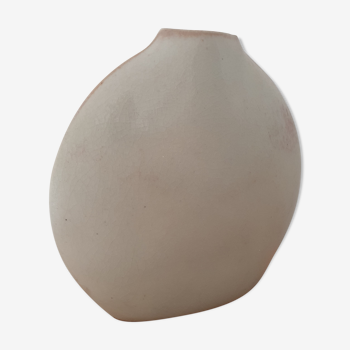 Round ceramic vase