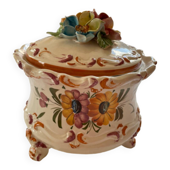 Small tureen