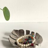 LEAF-Shaped Metal Pocket Empty