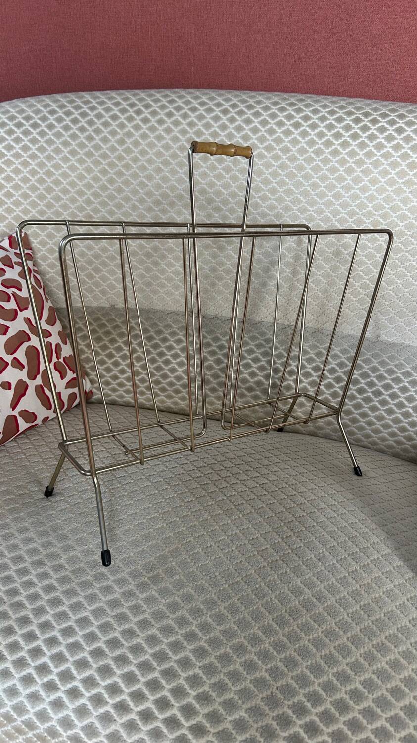 Vintage gold metal magazine rack
