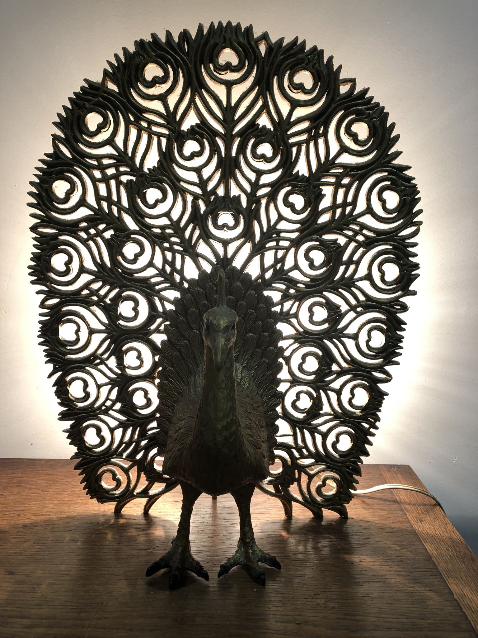 Lampe paon dorée