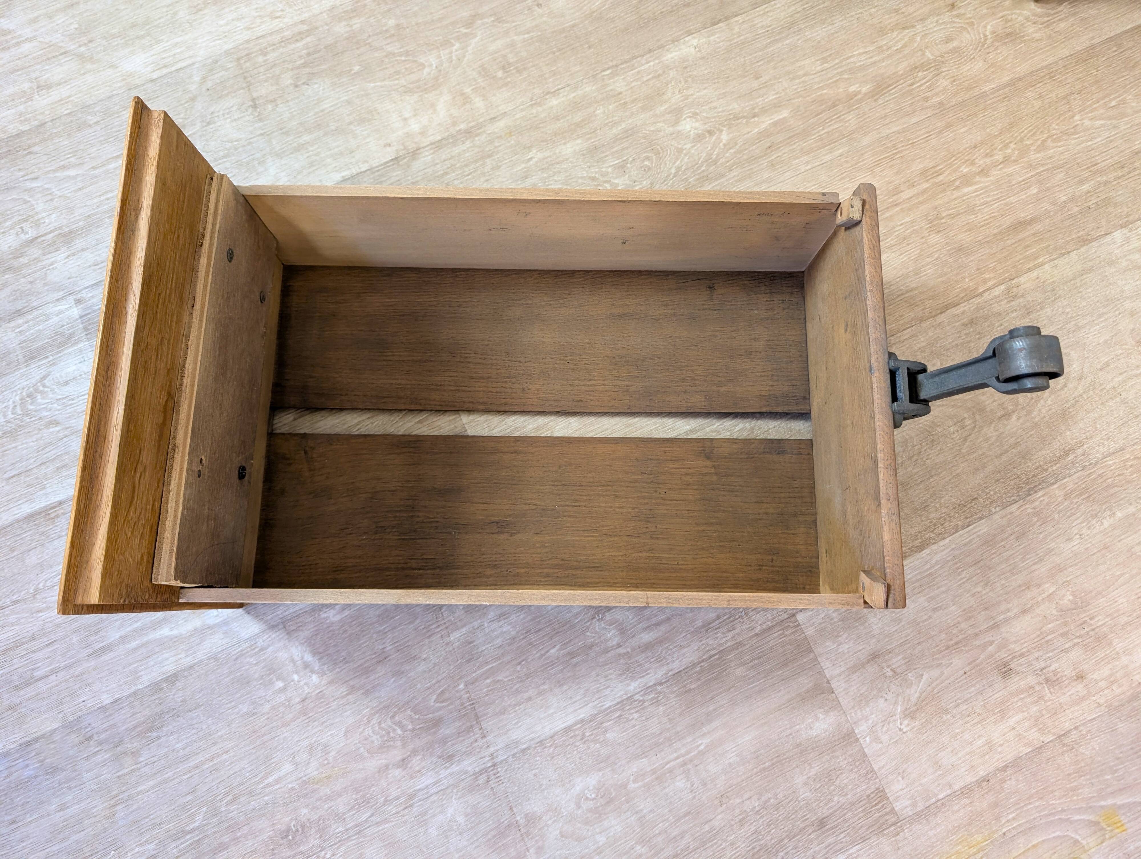 Meuble classeur à tiroirs