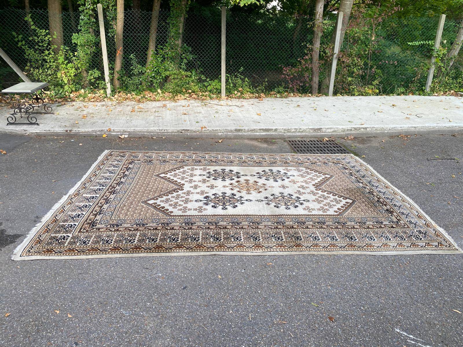 Large Persian rug beige brown wool knotted handmade 250x350cm