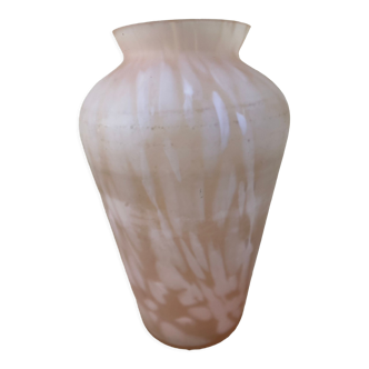 Vintage pink opalescent vase