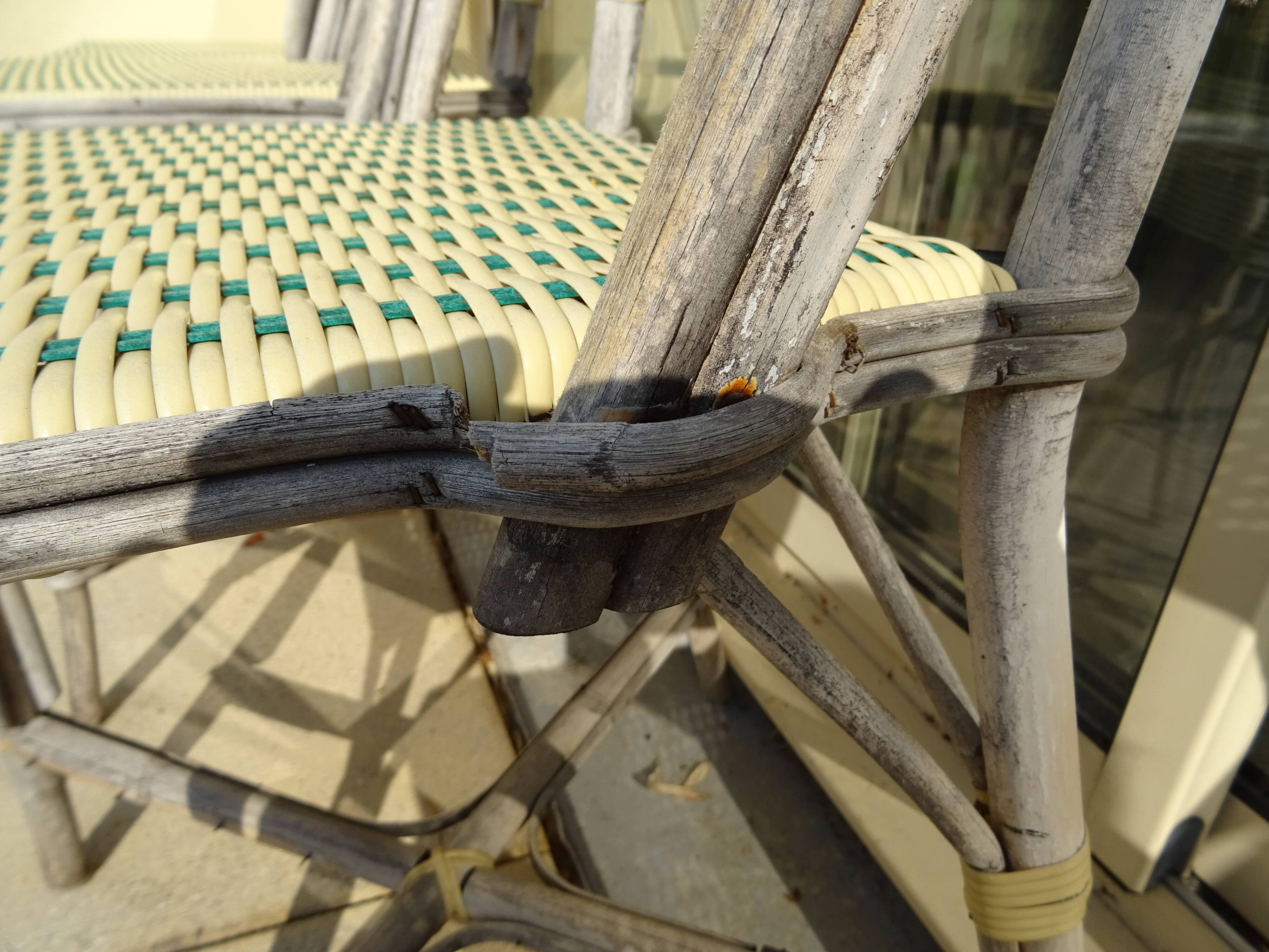 4 vintage bistrot de Paris rattan chairs