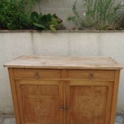 Art Deco buffet in natural wood, authentic charm.