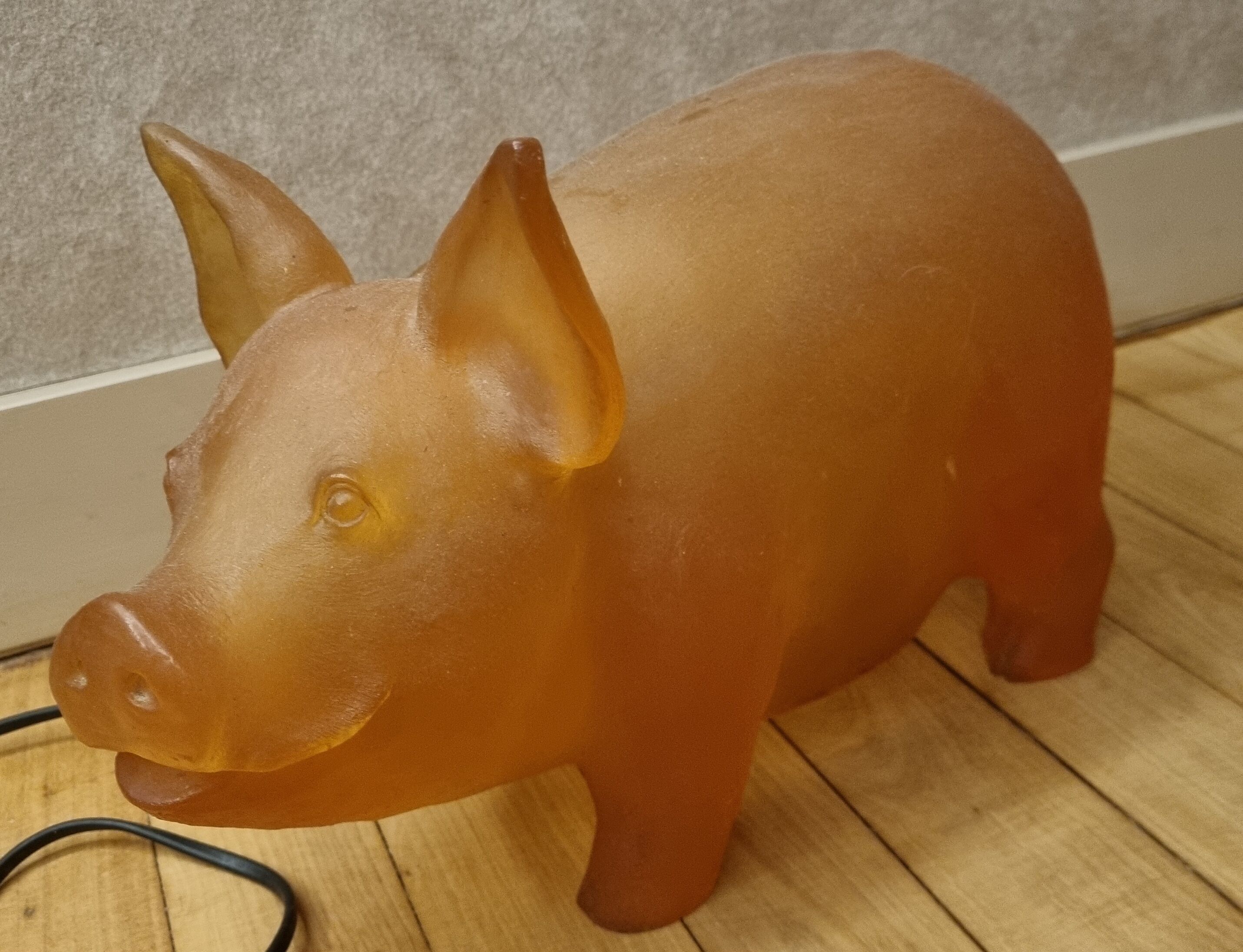 Leuchten pig lamp in resin