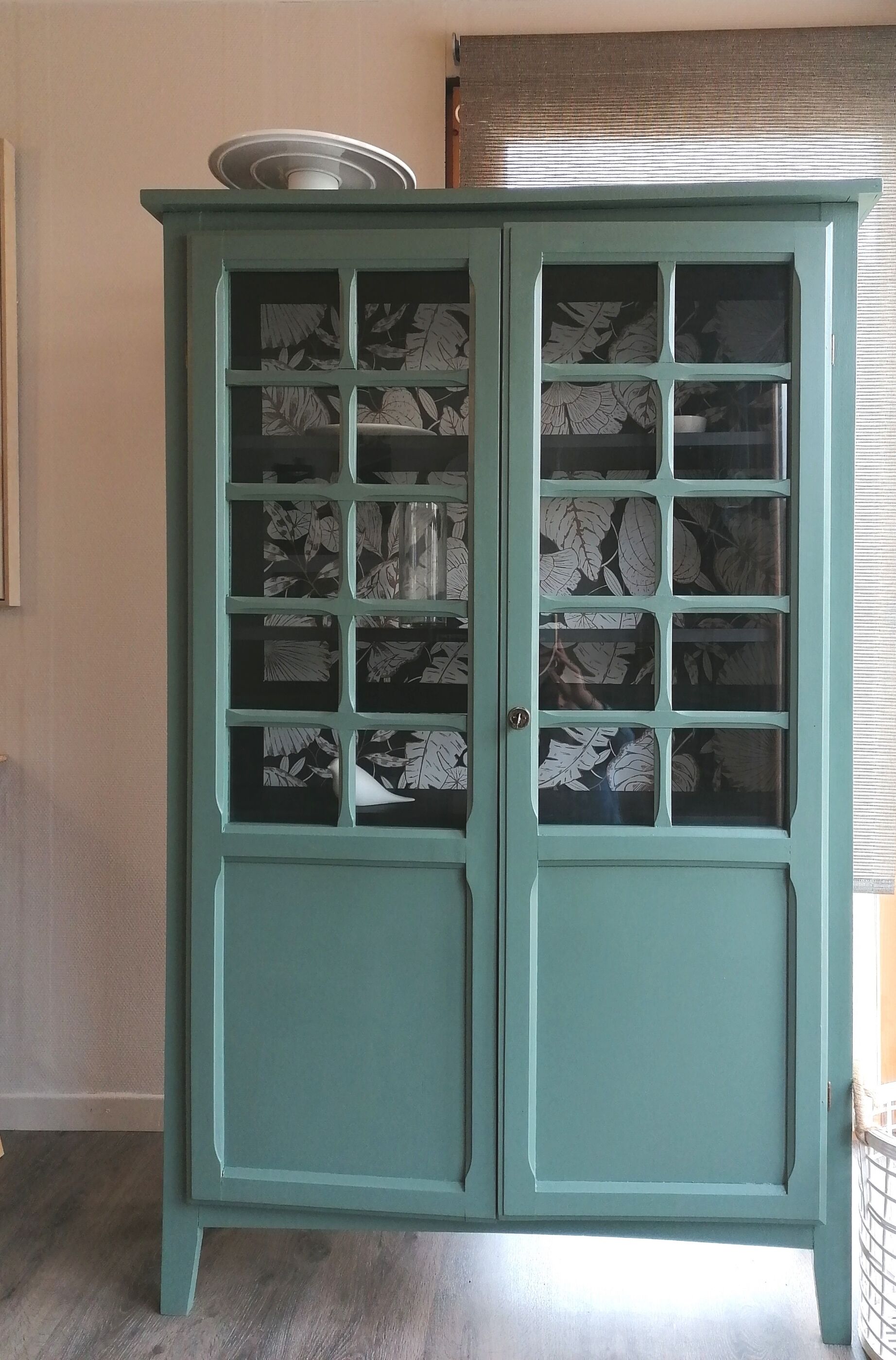 Parisian glazed wardrobe