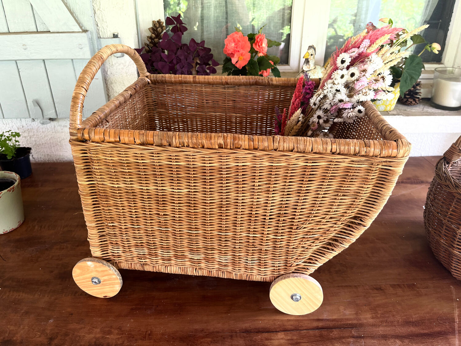 Rattan trolley/stroller