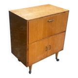 Side table on wheels