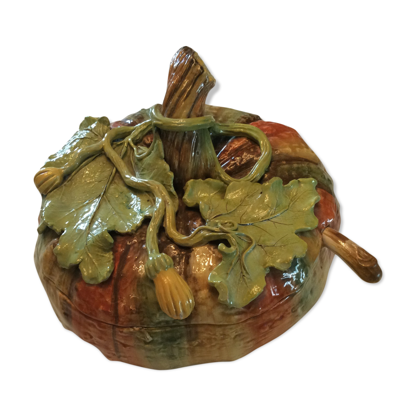 Soupière in italian dab in the shape of a pumpkin