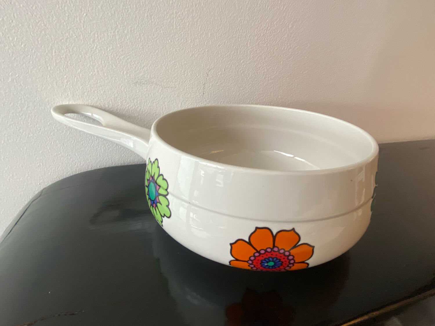 Rare vegetable caquelon by Villeroy & Boch, vintage 60s/70s, variant.