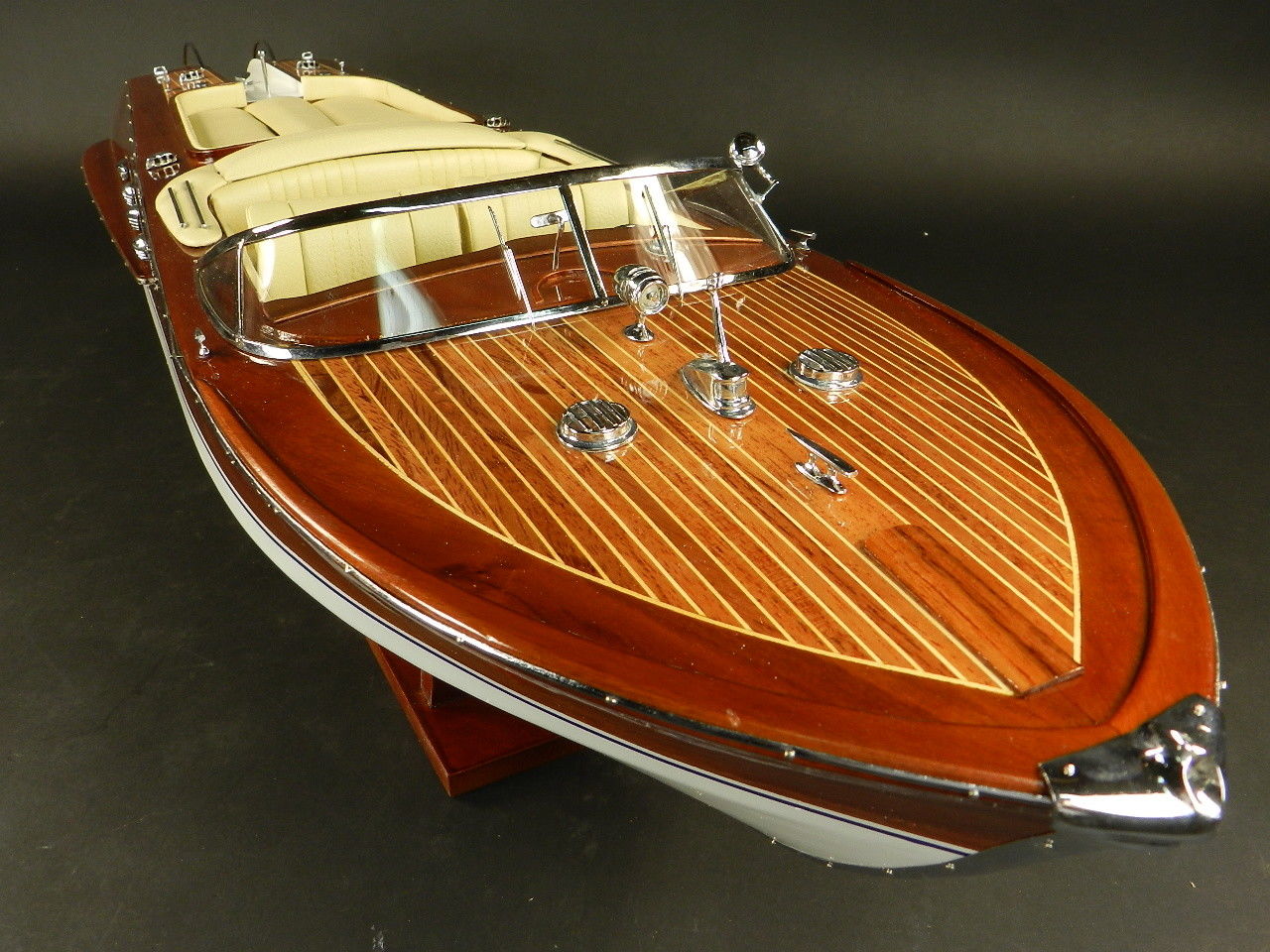 Ship model wood Riva Aquarama 67 cm