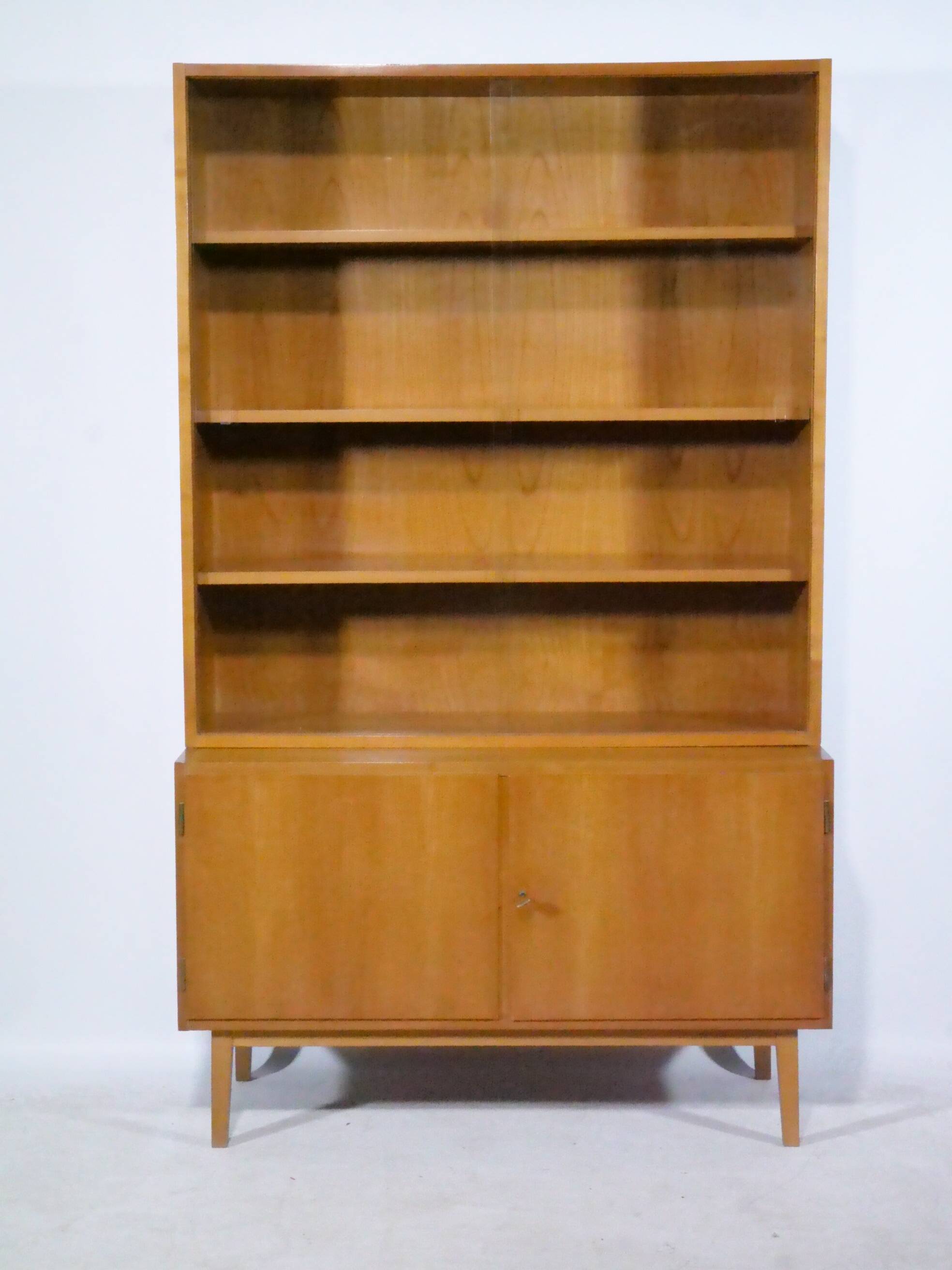 Buffet vitrine vintage en bois de cerisier, commode vintage, 1960