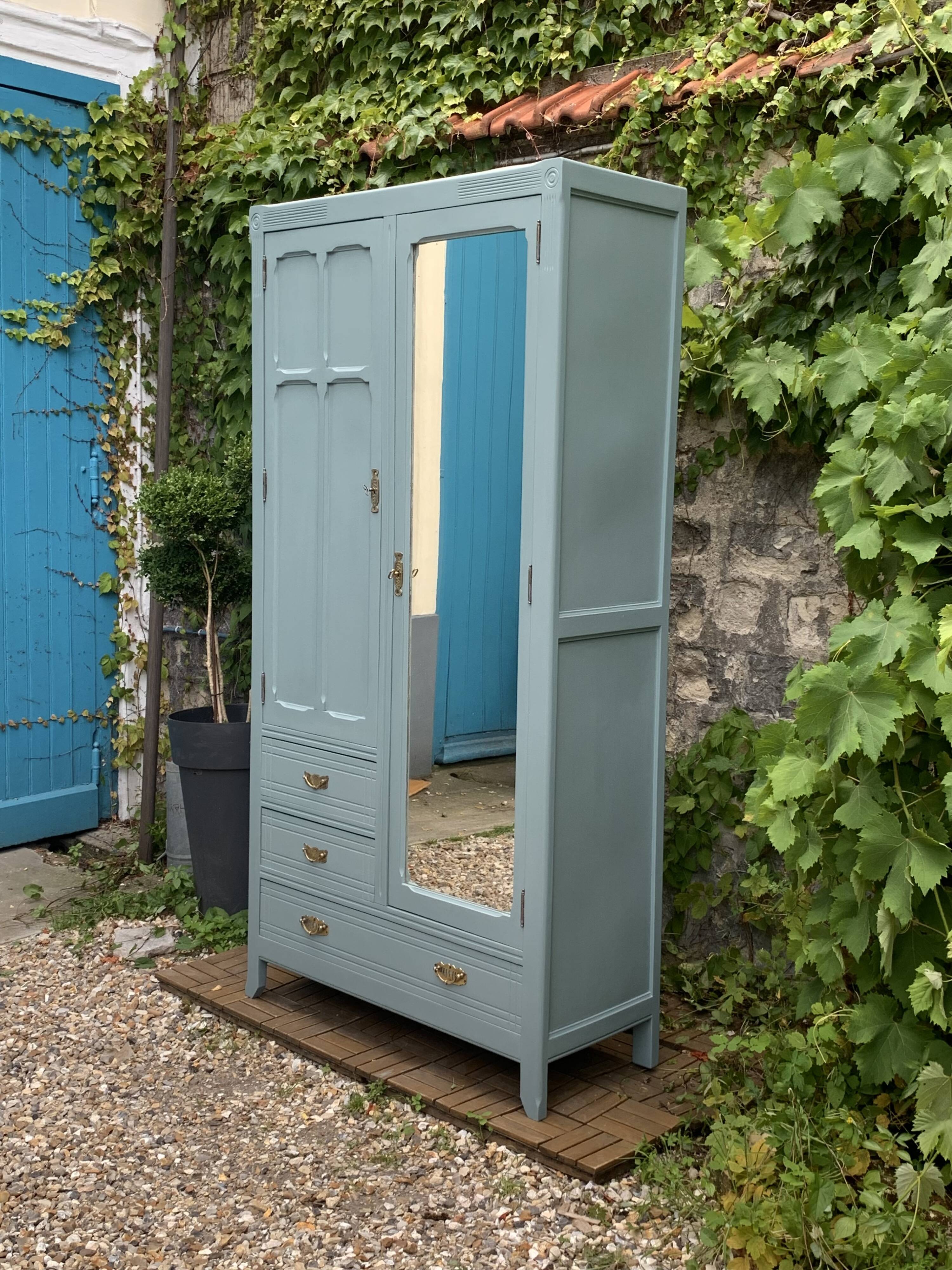 Parisian art deco hotel wardrobe 1930