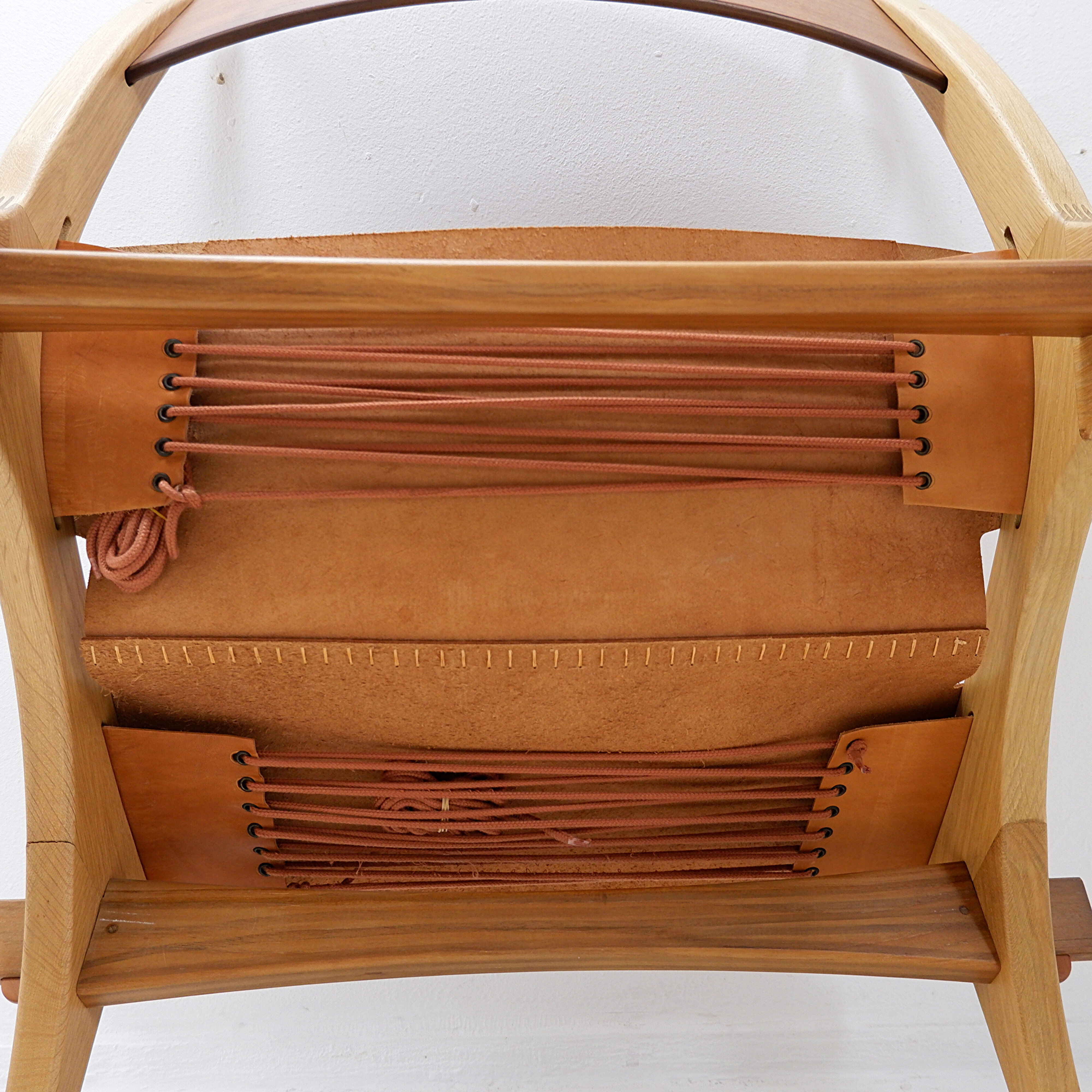Vintage Scandinavian-style lounge chair in wood and leather