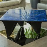 Table basse en pierre semi précieuse et carbone