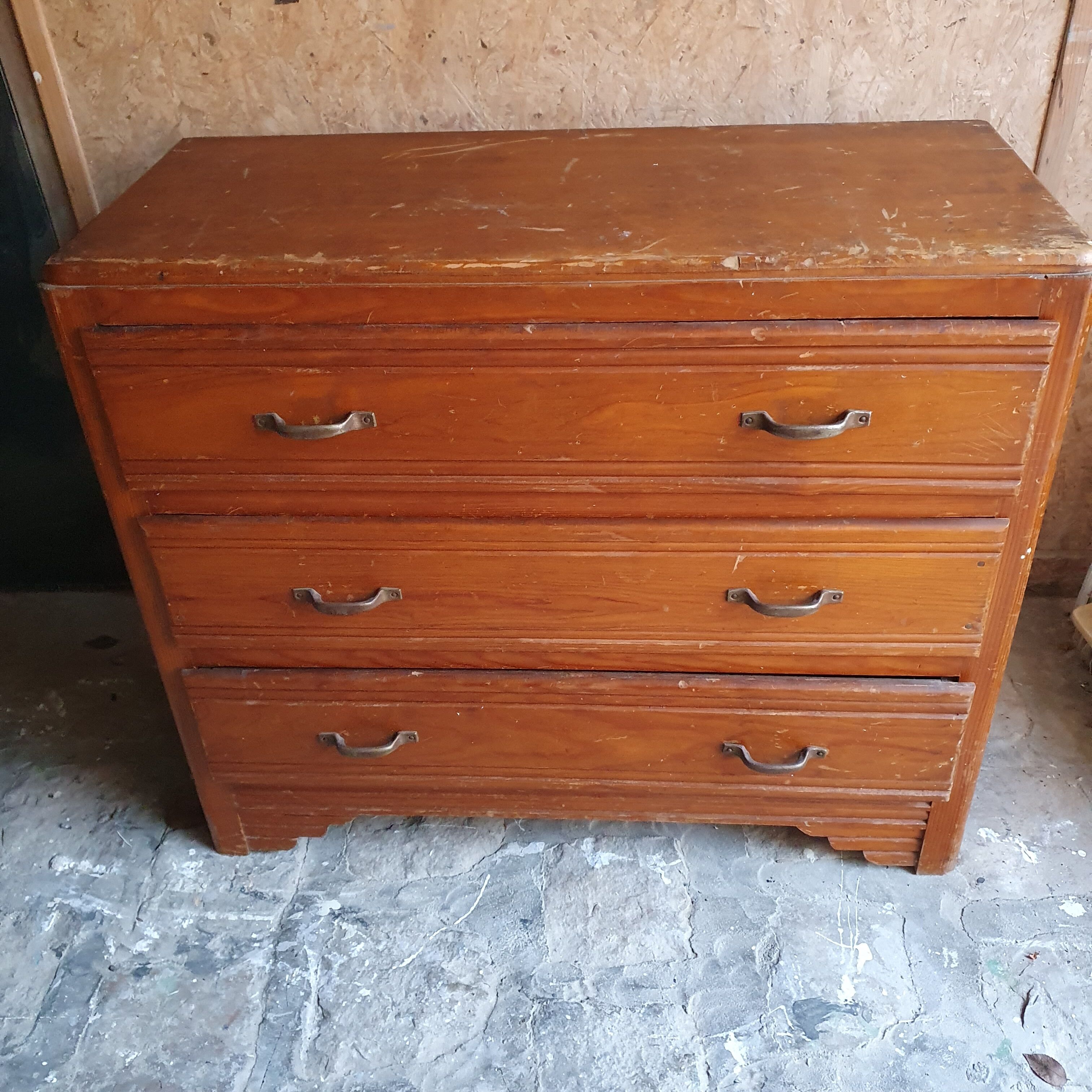 Commode vintage