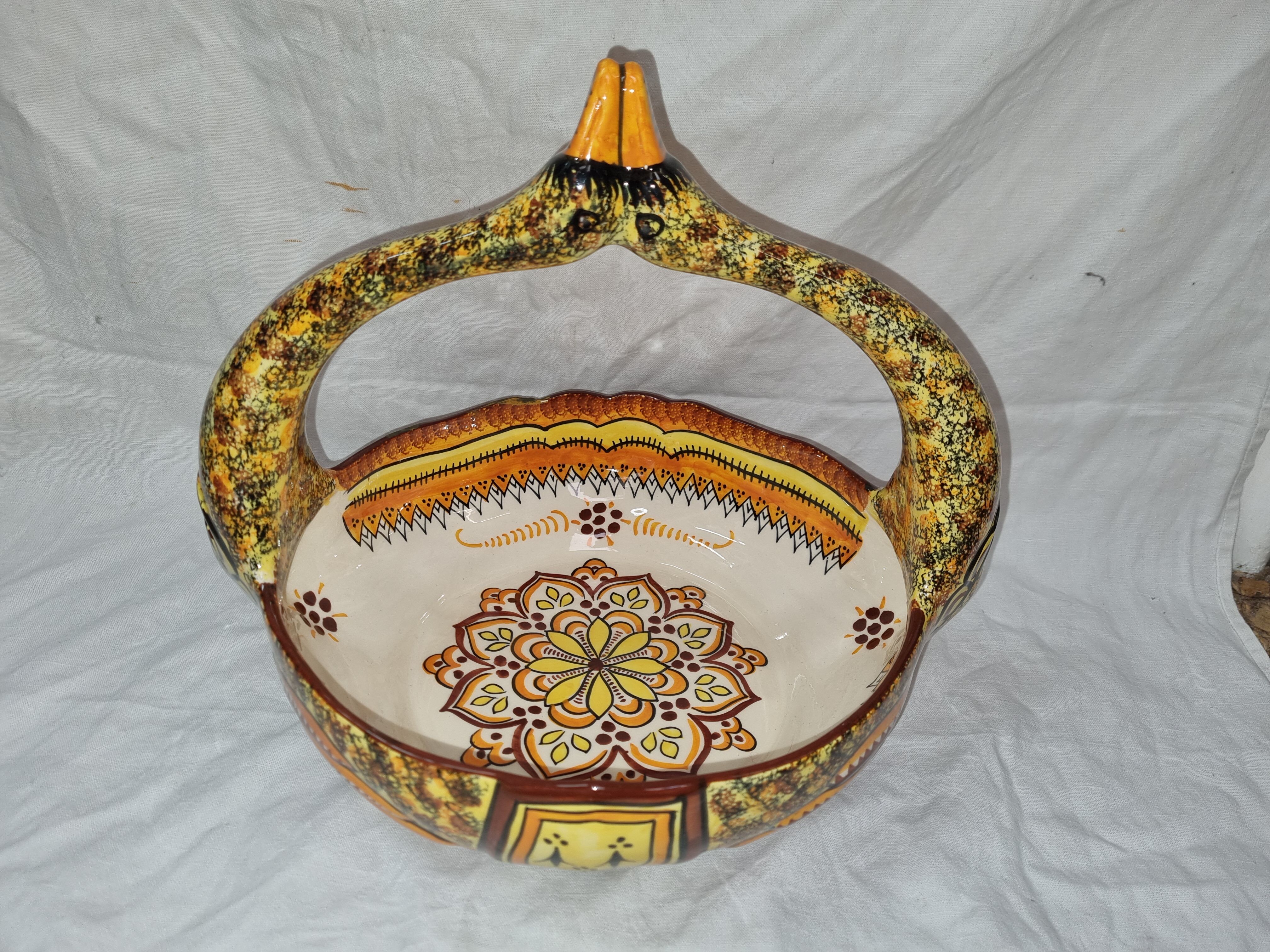 Fruit cup Henriot Quimper, swans of 1960