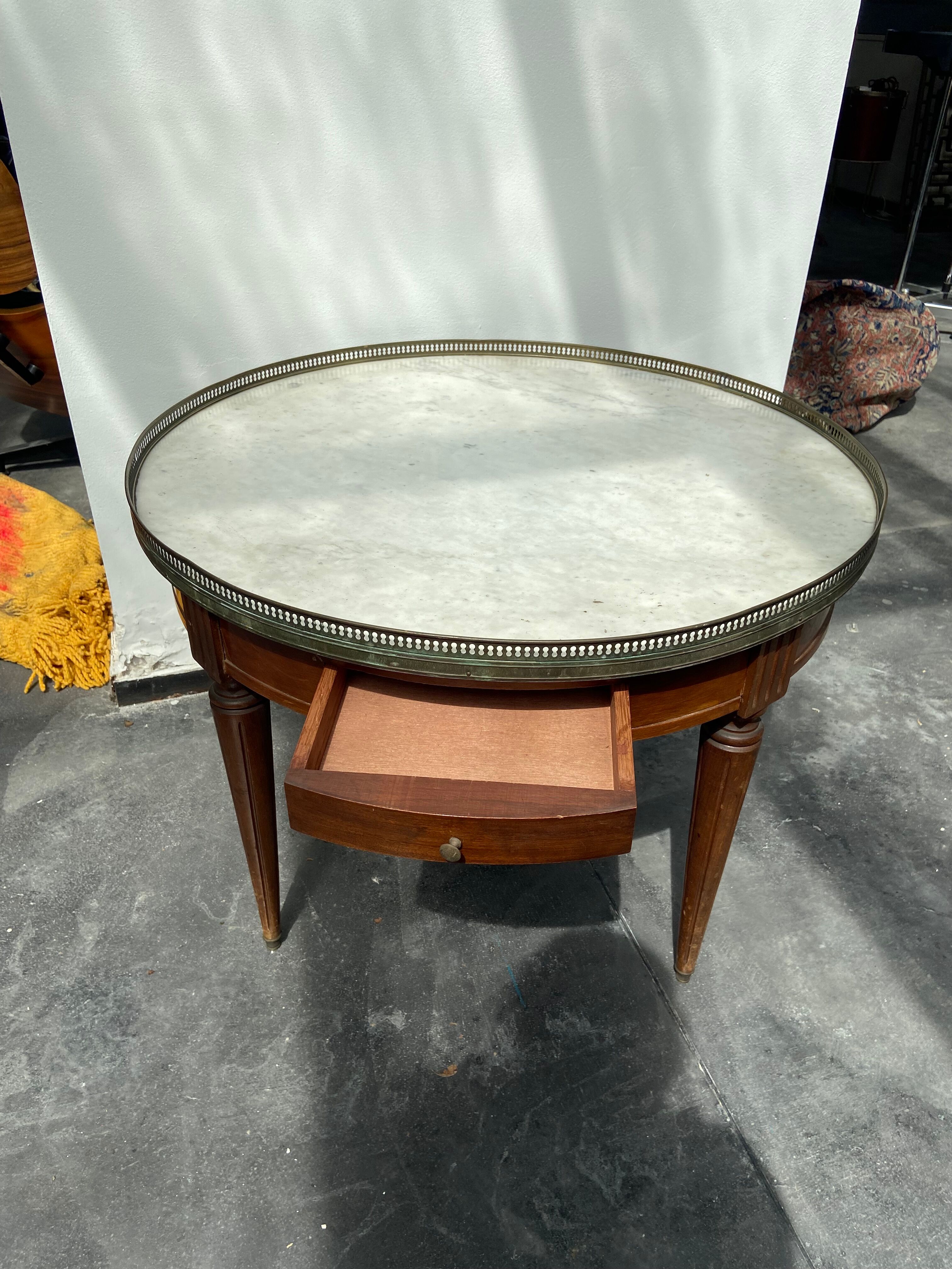 Hot water bottle table Louis XVI style